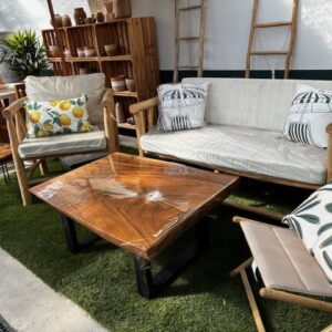 TABLE BASSE SUAR-BOIS-FER-CANAPE-BOIS-FLOTTE-COUSSIN-DECO-SALON-DE-JARDIN-ROUBAUD-JARDINERIE-13008-MARSEILLE