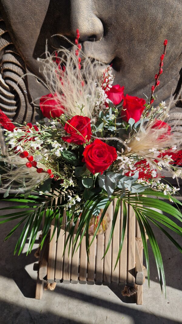 Bouquet-de-Fleurs-Rouge-tequiero-Saint-Valentin-Fleuriste-Marseille-13008-Roubaud