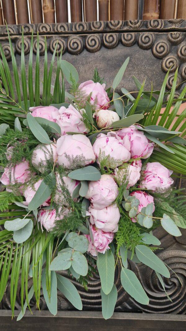 le-pivoine-bouquet-fete-des-meres-fleurs-fraiches-fleuriste-roubaud-13008-marseille